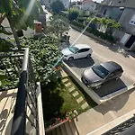 Bonaca 아파트