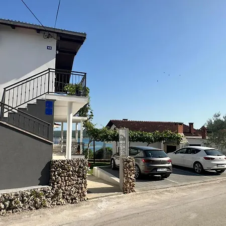 Bonaca Apartment *